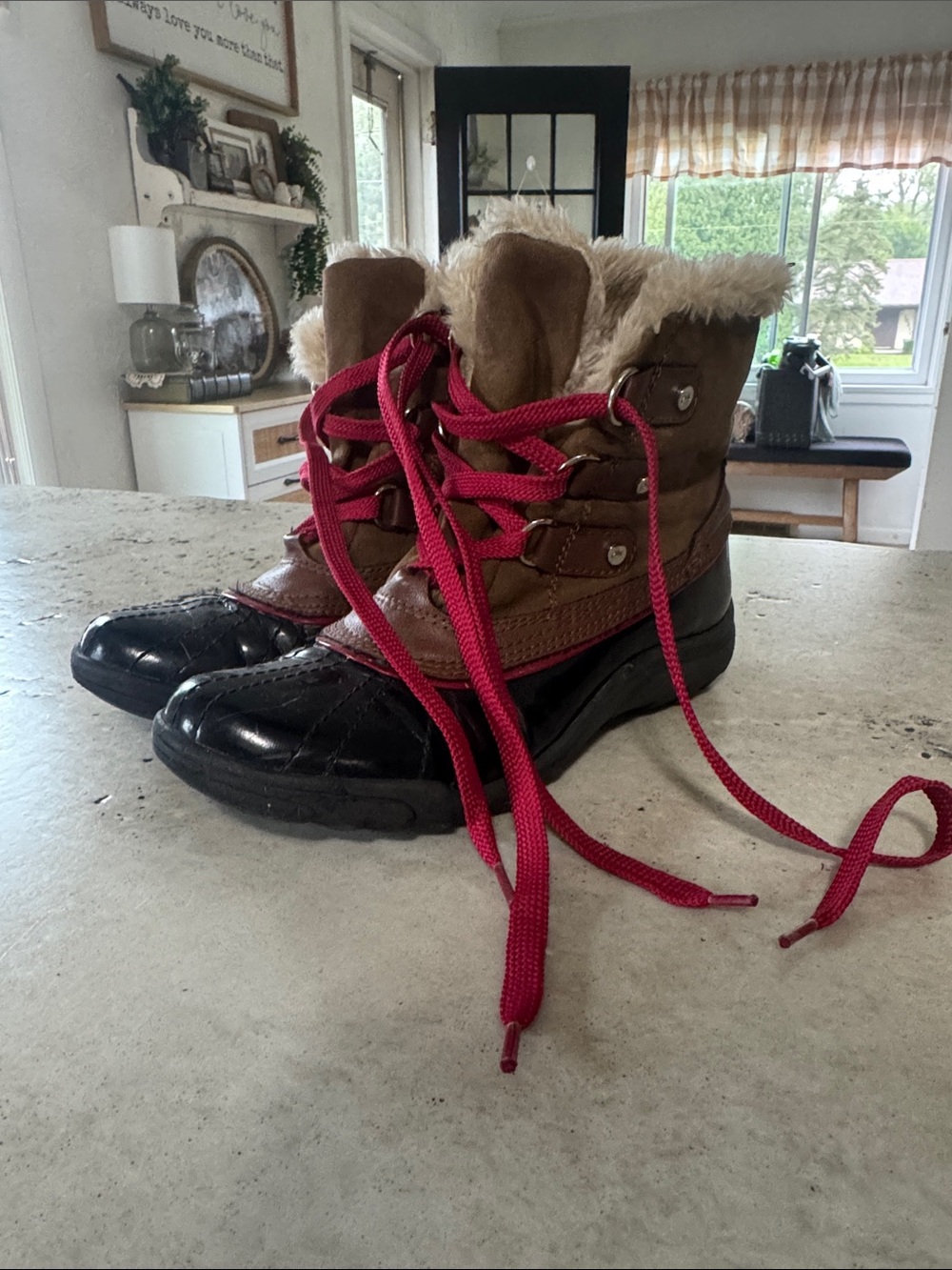 Anne Klein Sport Brown Faux-Fur Winter Boots with Bright Pink Laces